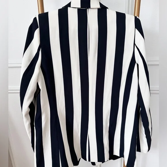 H&M Navy and White Striped Blazer - Picture 4 of 13